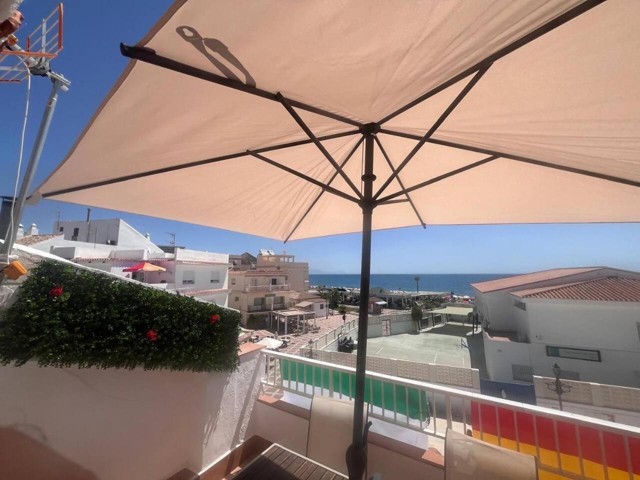 Apartamento Lidia Planta 2, La Carihuela 1ª Linea Playa, Vistas Mar, Buhardilla 1 Dormitorio, 40 M2, 1-3 Huesped, Terraza, Wifi ตอร์เรโมลิโนส ภายนอก รูปภาพ