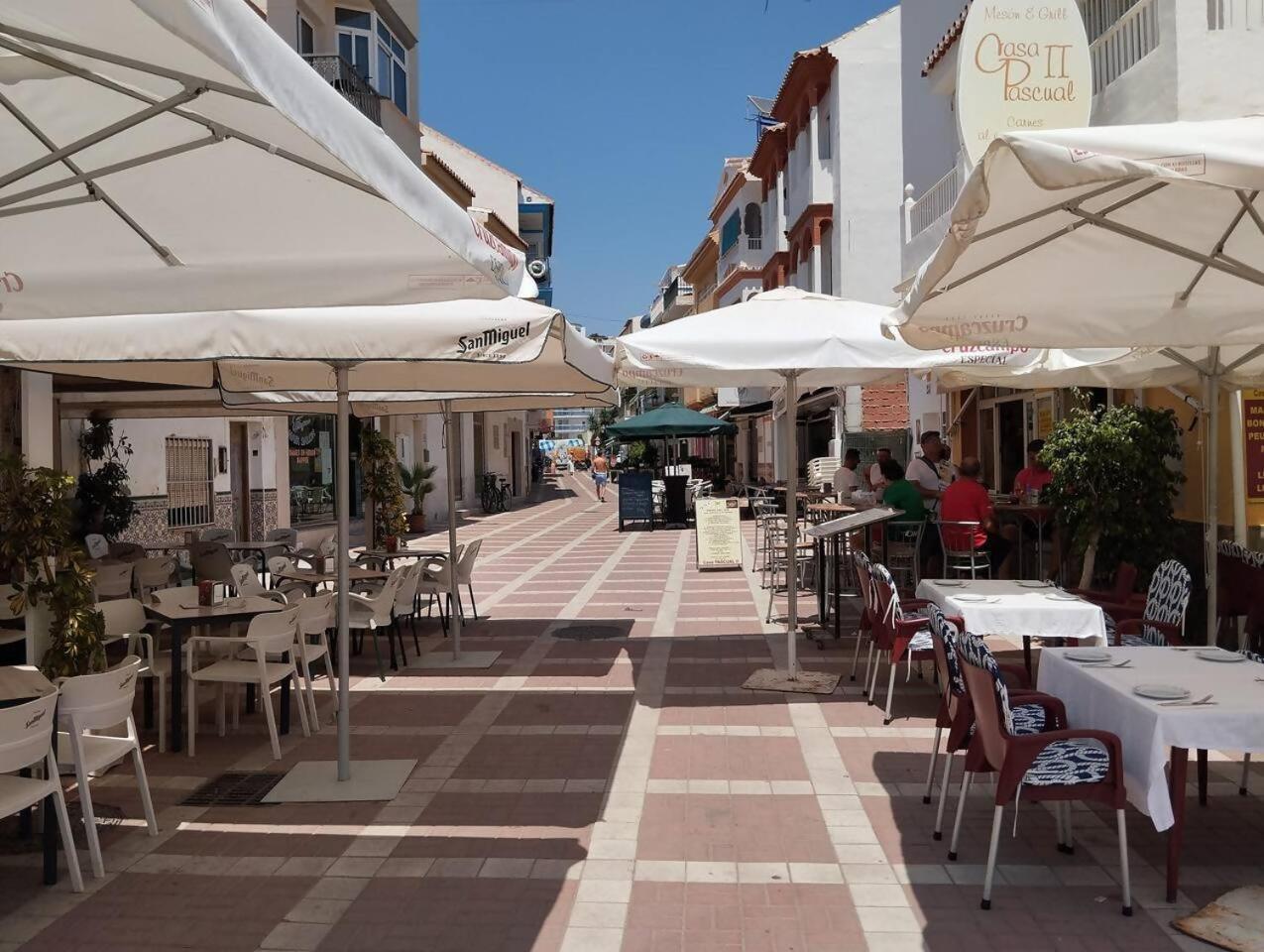 Apartamento Lidia Planta 2, La Carihuela 1ª Linea Playa, Vistas Mar, Buhardilla 1 Dormitorio, 40 M2, 1-3 Huesped, Terraza, Wifi ตอร์เรโมลิโนส ภายนอก รูปภาพ