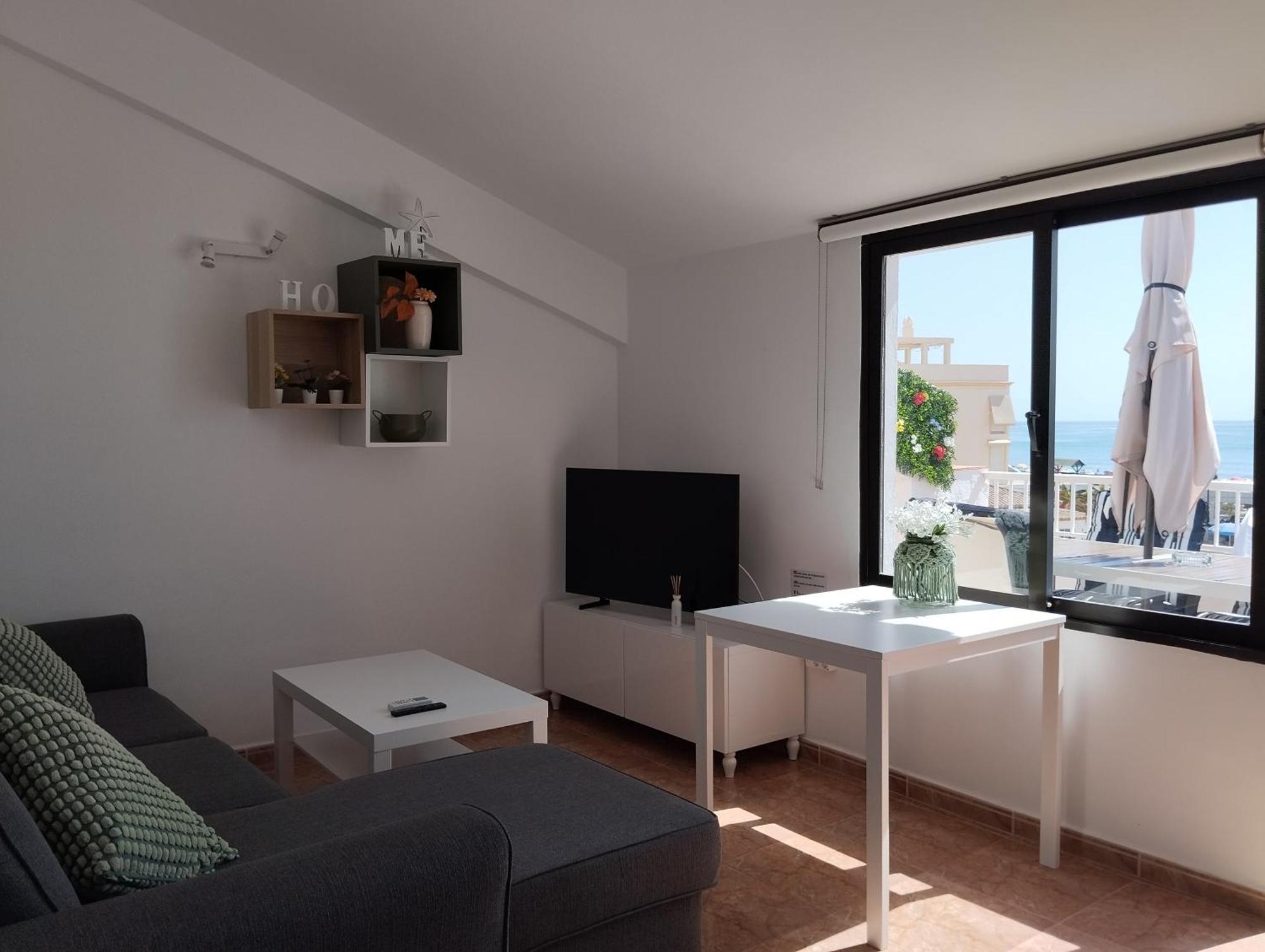 Apartamento Lidia Planta 2, La Carihuela 1ª Linea Playa, Vistas Mar, Buhardilla 1 Dormitorio, 40 M2, 1-3 Huesped, Terraza, Wifi ตอร์เรโมลิโนส ภายนอก รูปภาพ